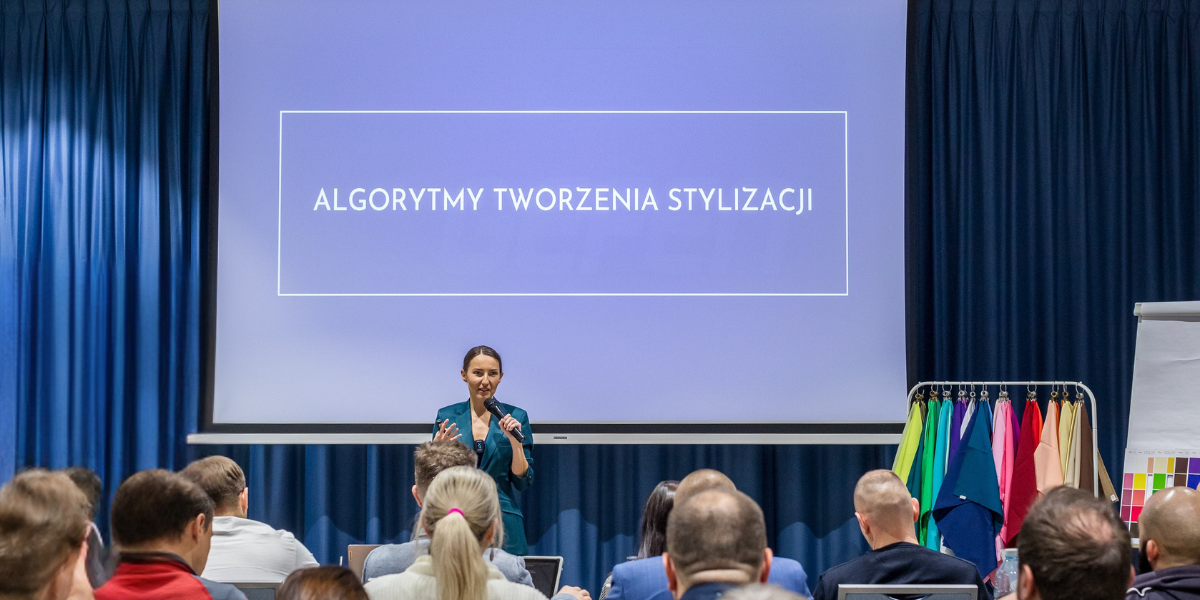 Jak dobrze stosować smart casual w pracy